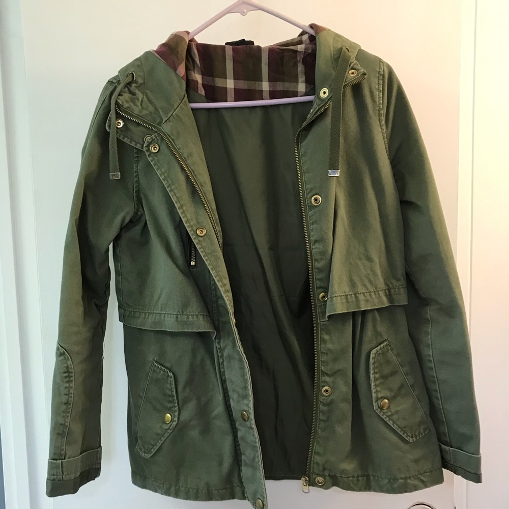 Military green hooded jacket